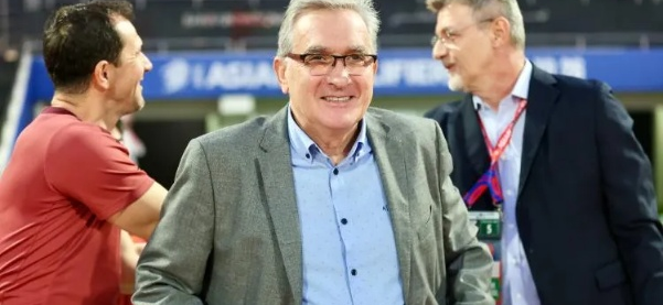 媒体人，抓好青训、规范联赛、搞好反腐，国足未来必成世界顶流