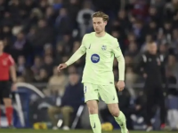 德容不满现状，坚定信念，愿不降薪离队，追求更高荣誉