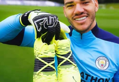 曼联瞄准顶级门将埃德森，亚特兰大标价至少6000万欧元，红魔欲打造顶级防线！