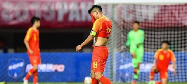 马德兴高度评价U21国足，翻天覆地变化，控球更向前更主动