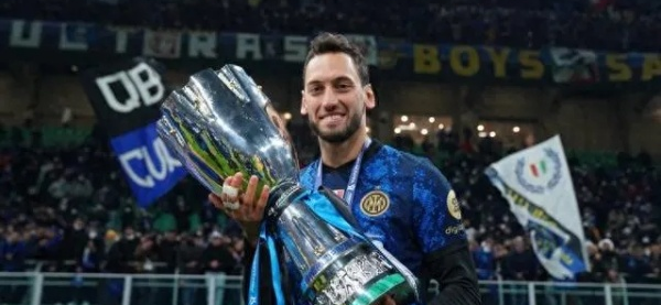 大罗，我已经做好竞选巴西足协主席的准备！足球传奇的全新挑战即将开启