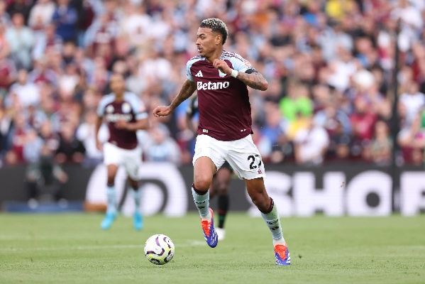 维拉神速升值!罗杰斯从280万到4000万欧,一年内身价翻百倍! 维拉神速升值!罗杰斯从280万到4000万欧,一年内身价翻百倍!