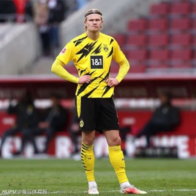 巴萨加速寻找莱万替代者,戴维、约克雷斯成热门人选,哈兰德转会传闻不属实 巴萨加速寻找莱万替代者,戴维、约克雷斯成热门人选,哈兰德转会传闻不属实