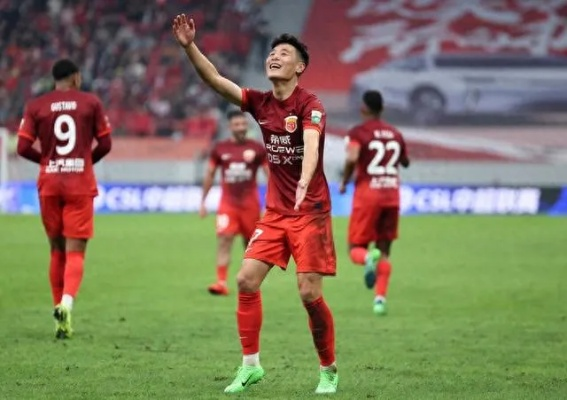 武磊右膝外侧半月板撕裂治疗进展,保守性注射治疗后静养观察,期待康复归来 武磊右膝外侧半月板撕裂治疗进展,保守性注射治疗后静养观察,期待康复归来